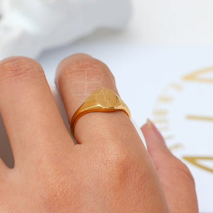 18k Gold Plated Wild Flower Signet Ring